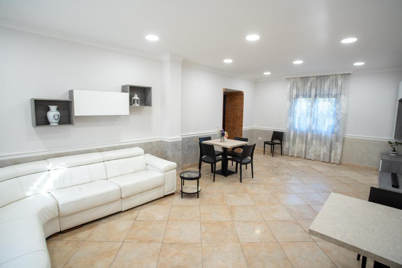 לינה וארוחת בוקר Bb Domus קטנזארו מראה חיצוני תמונה